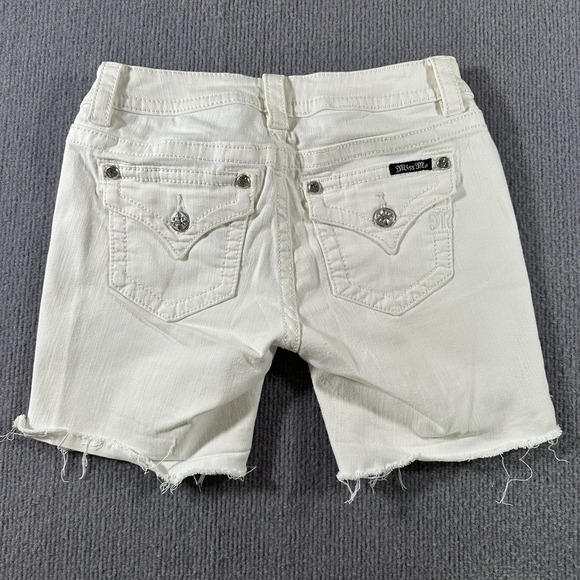 Miss Me Boyfriend Shorts Womens 27  White Mid Rise Denim Bermuda Shorts‎ - Picture 7 of 10
